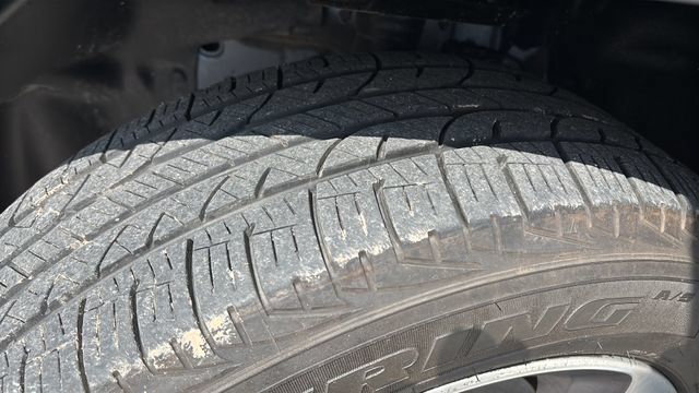 Used 2019 Jeep Cherokee Limited AWD/4WD image 37
