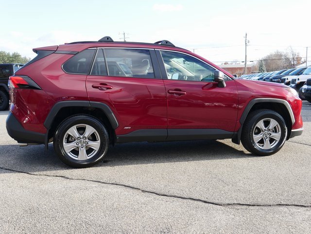 Used 2024 Toyota RAV4 LE image 6