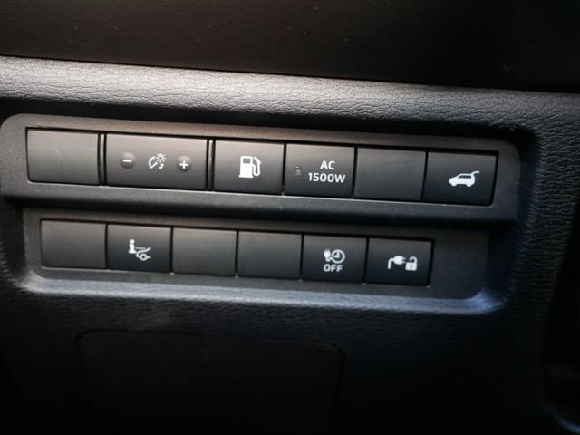Used 2024 Mitsubishi Outlander SEL AWD/4WD image 17