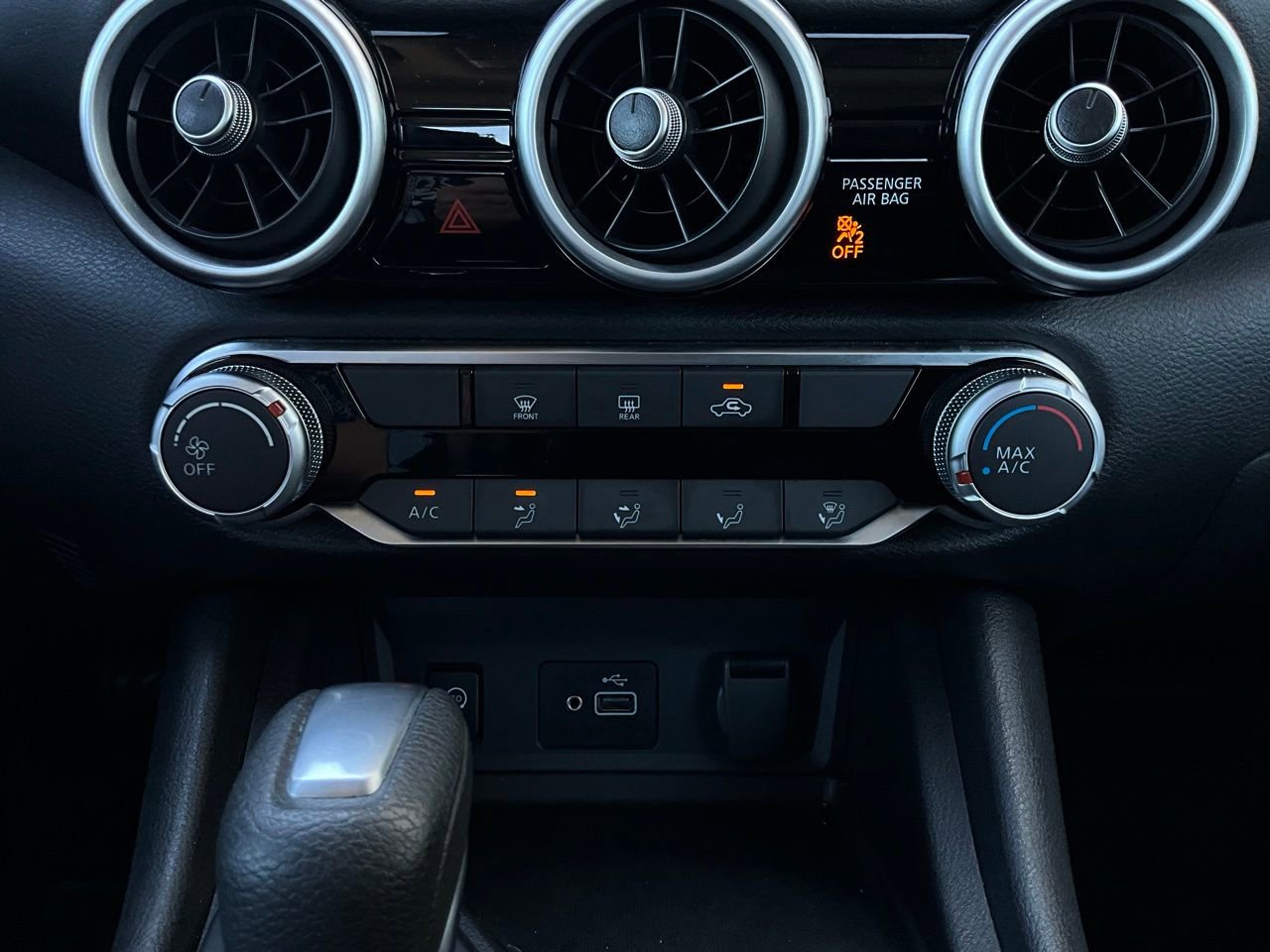 Used 2025 Nissan Sentra S image 25