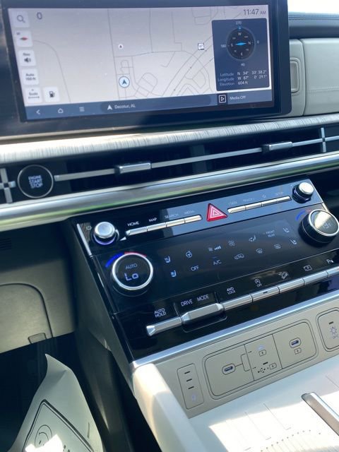 Certified 2025 Hyundai Santa Fe Calligraphy image 24