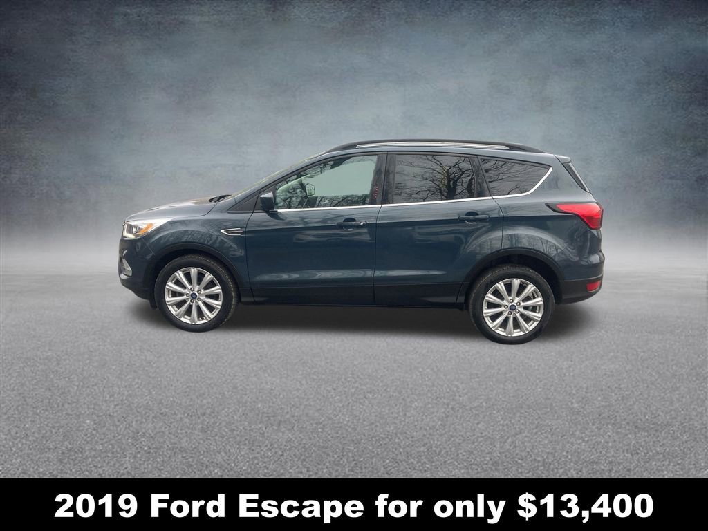 Used 2019 Ford Escape SEL image 2