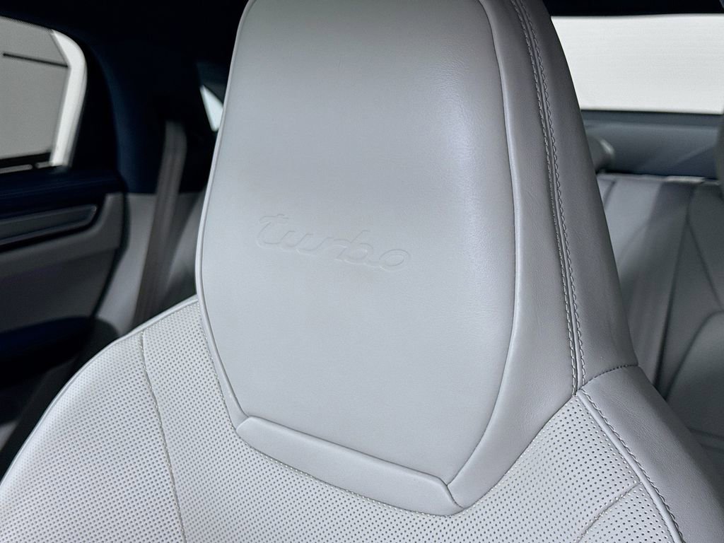 Certified 2022 Porsche Cayenne Turbo AWD/4WD image 15