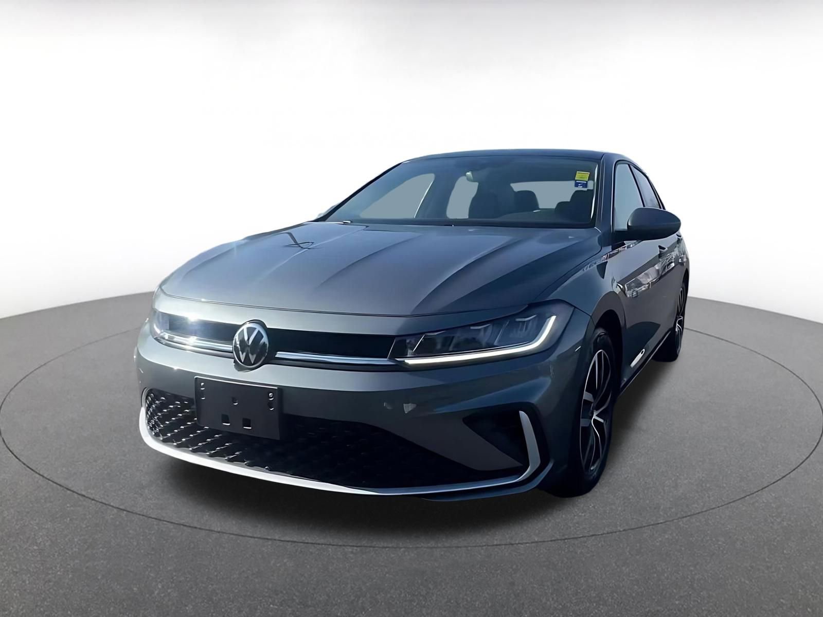 Used 2025 Volkswagen Jetta SE image 7