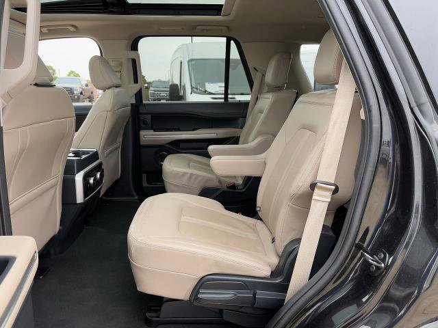 Certified 2024 Ford Expedition Limited image 29