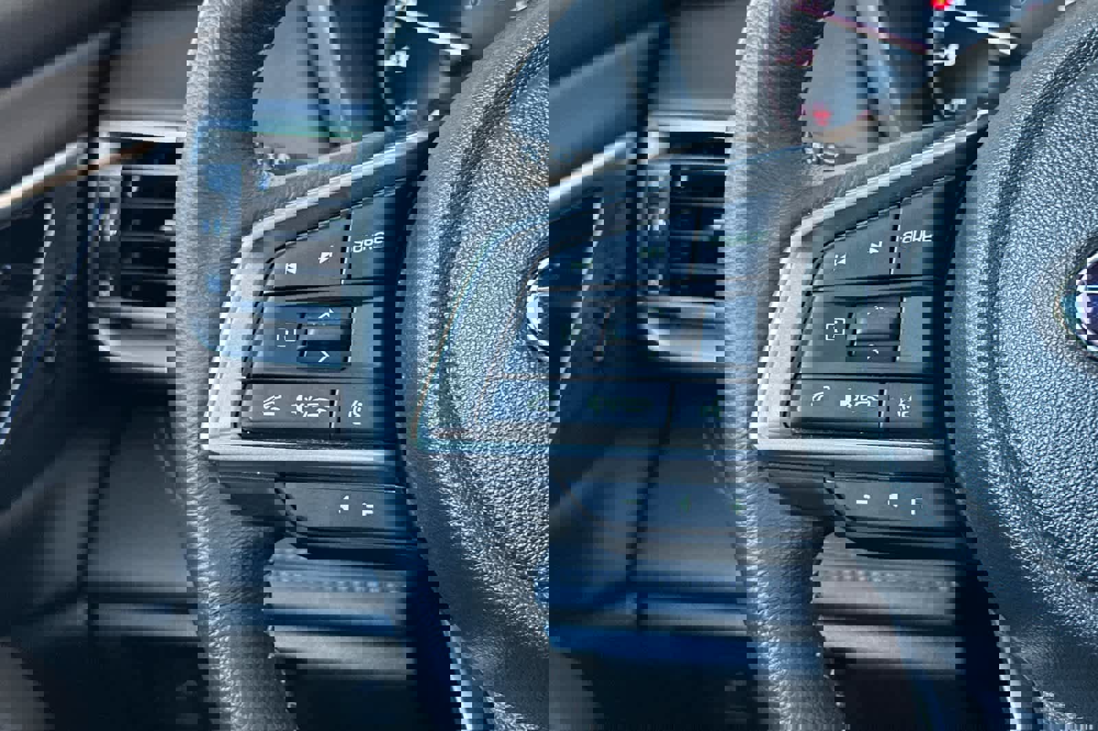 Used 2024 Subaru Outback Limited AWD/4WD image 28