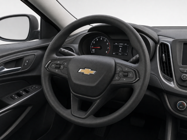Used 2025 Chevrolet Trax LS w/ LS Convenience Package FWD image 10