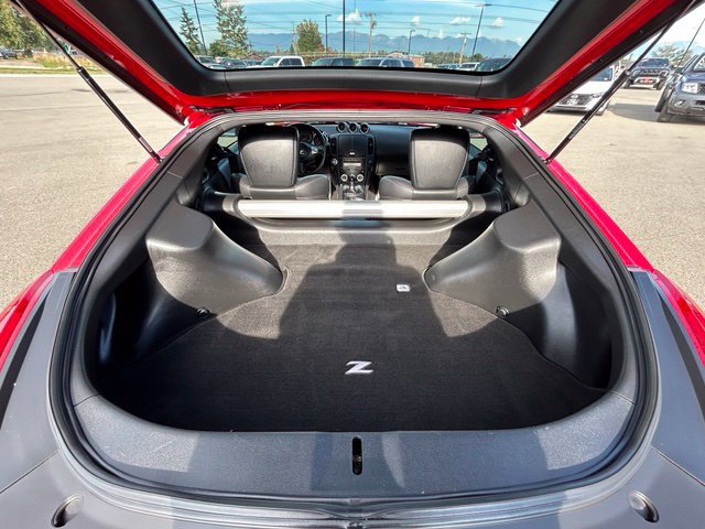 Used 2009 Nissan 370Z Touring RWD image 31