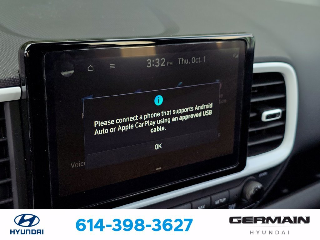 Used 2024 Hyundai Venue Limited FWD image 29