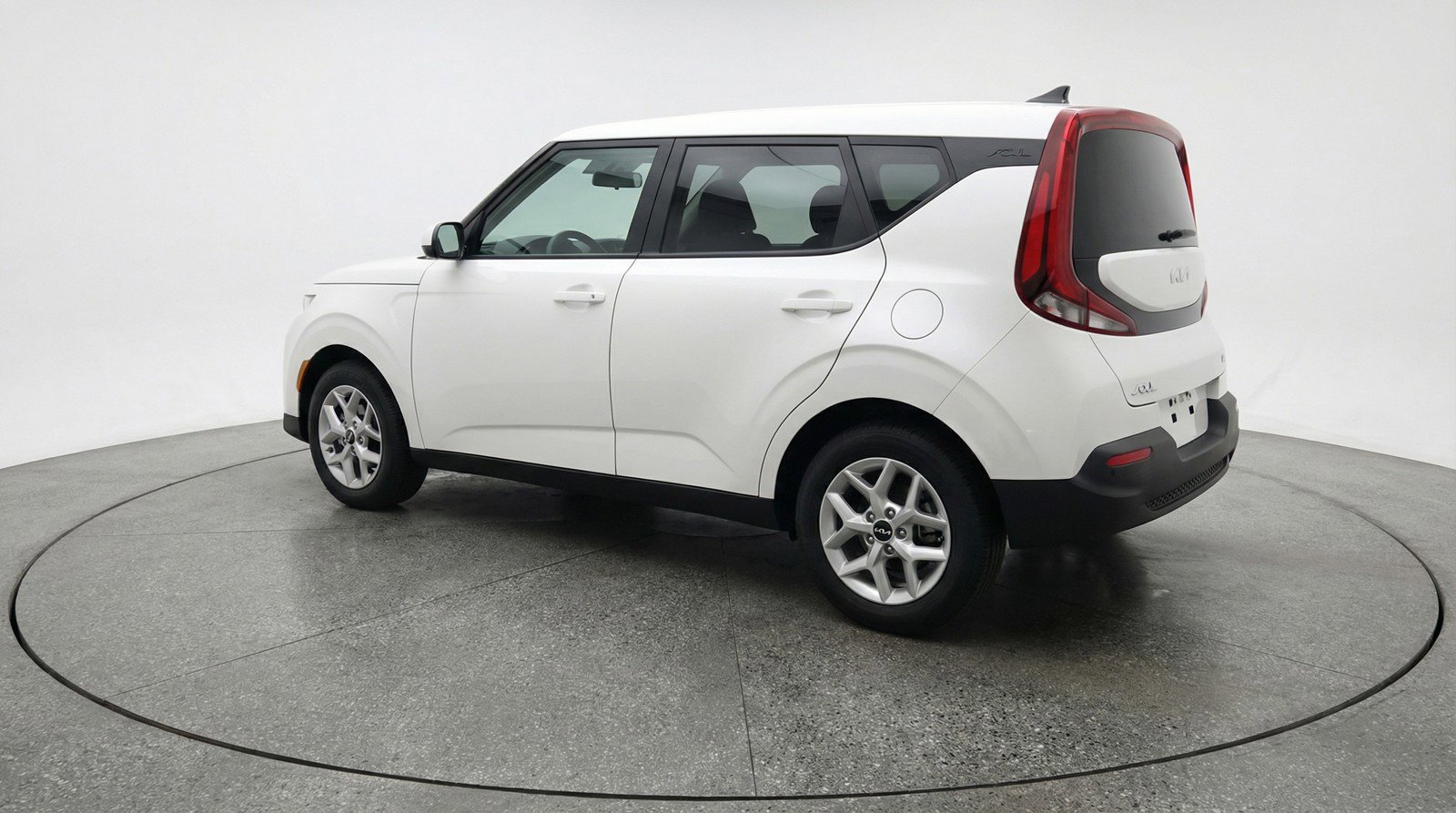 Used 2025 Kia Soul LX w/ LX Technology Package image 6