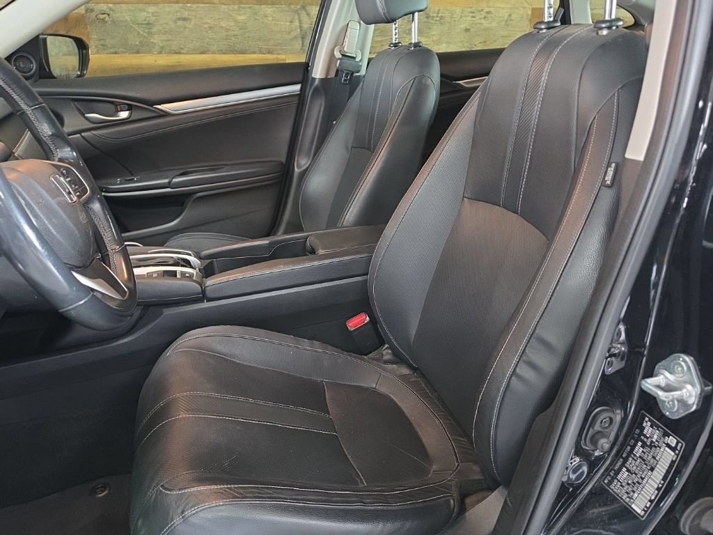 Used 2018 Honda Civic EX-L image 8