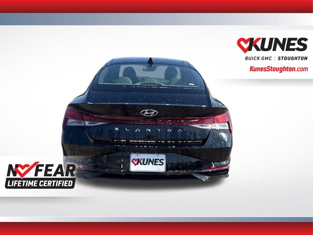 Used 2022 Hyundai Elantra SEL image 9