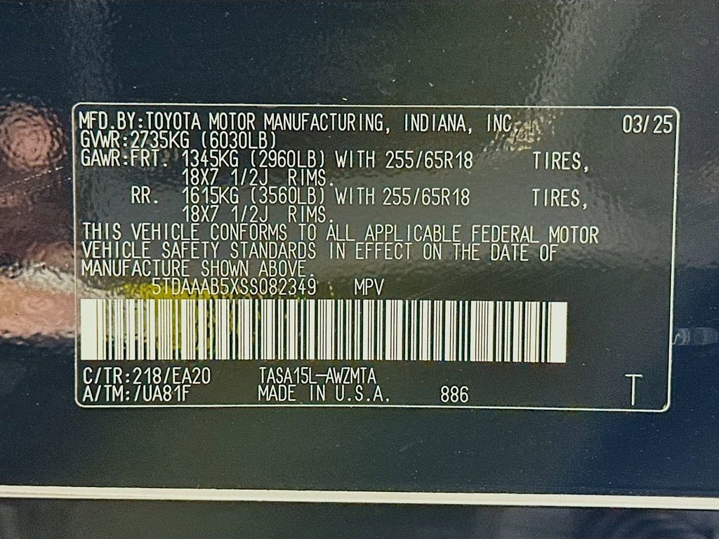 Certified 2025 Toyota Grand Highlander AWD image 33