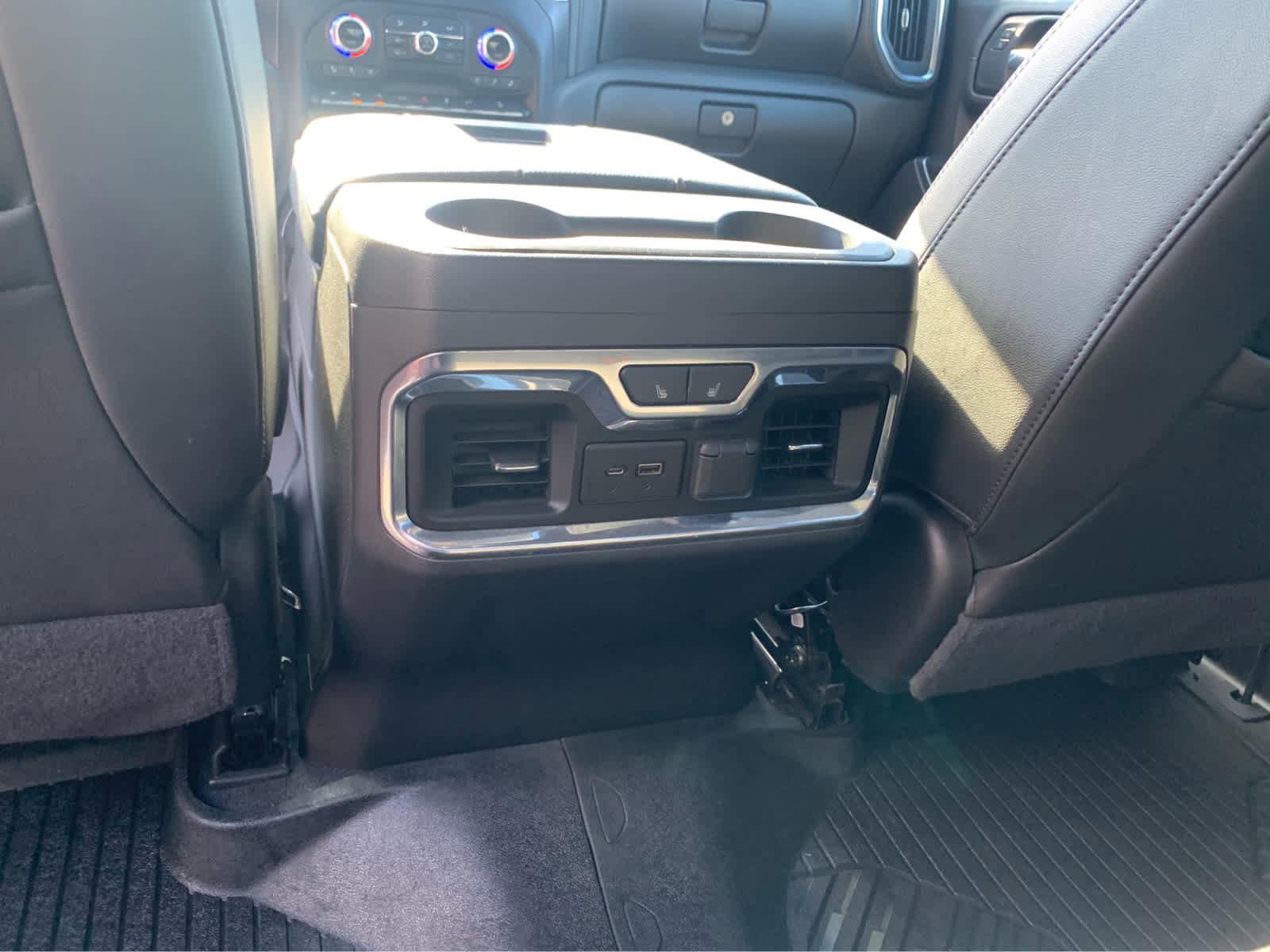 Used 2020 GMC Sierra 1500 AT4 w/ AT4 Premium Package image 23