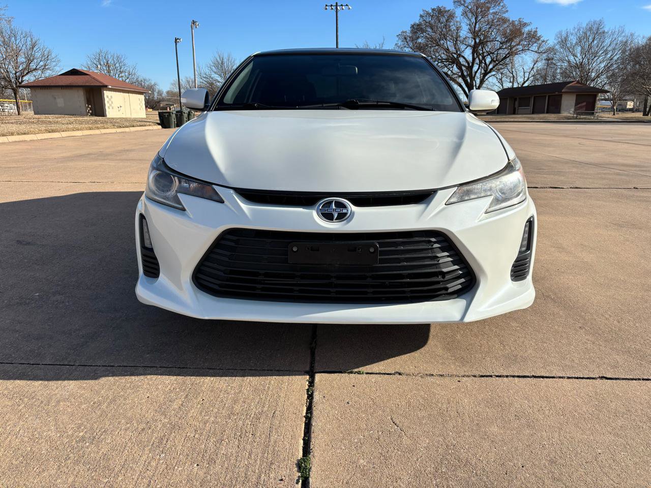 Used 2016 Scion tC FWD image 6