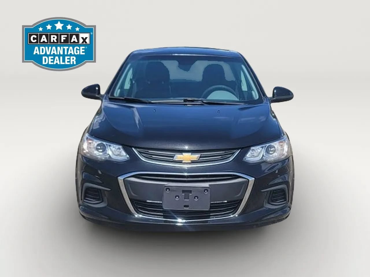 Used 2017 Chevrolet Sonic LT FWD image 2