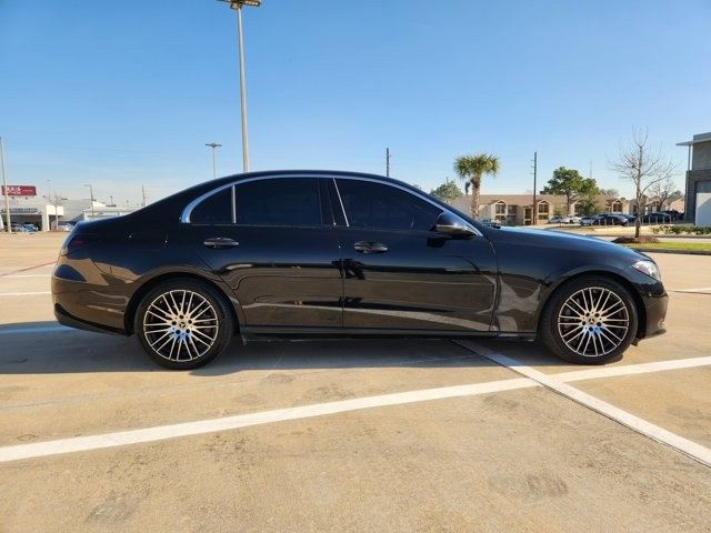 Used 2024 Mercedes-Benz C 300 Sedan image 4