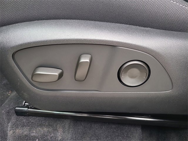 New 2026 Chevrolet Traverse LT w/ Driver Confidence Package image 25