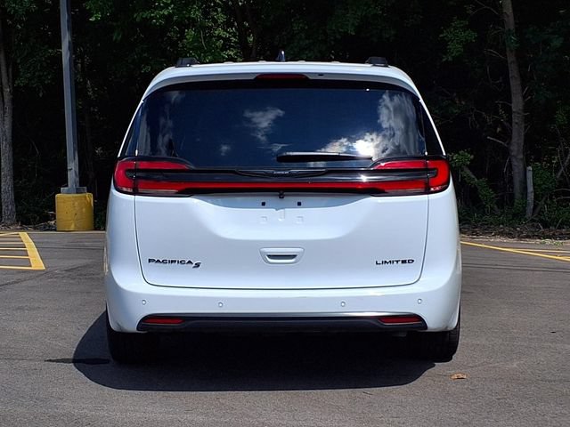 Used 2026 Chrysler Pacifica Limited w/ S Appearance Package FWD image 25