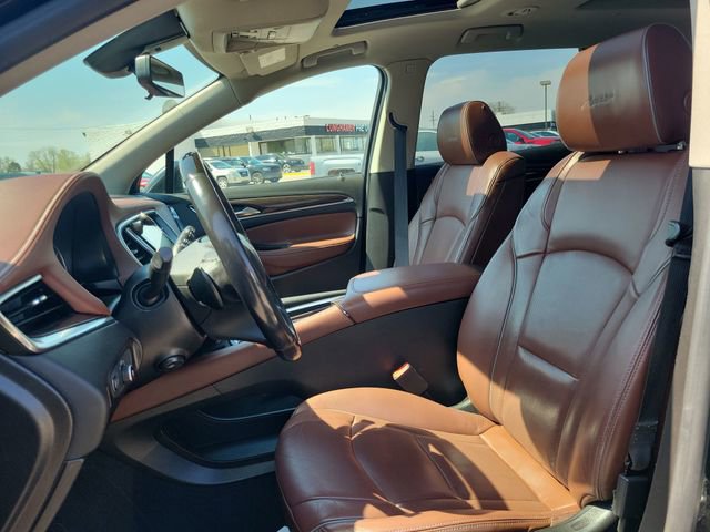 Used 2018 Buick Enclave Avenir w/ Avenir Technology Package AWD/4WD image 7