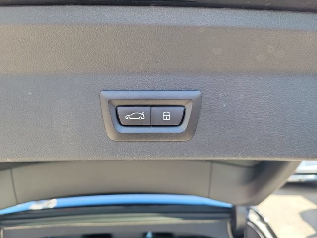 Used 2024 BMW X3 sDrive30i RWD image 11