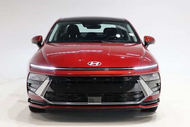 Certified 2025 Hyundai Sonata Limited image 2