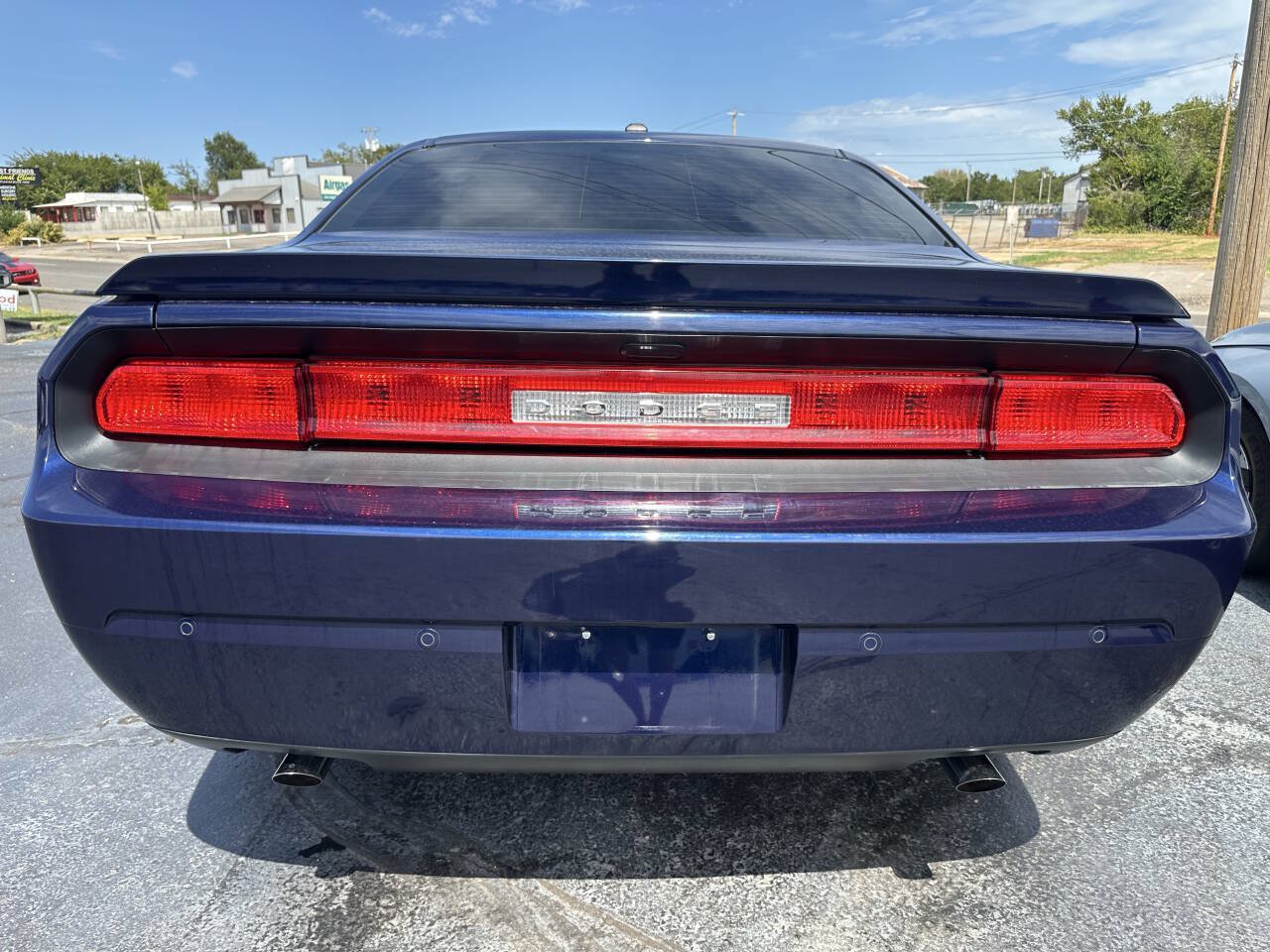 Used 2014 Dodge Challenger R/T RWD image 8