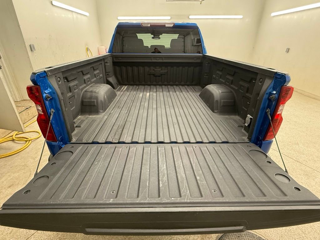 Used 2024 Chevrolet Silverado 1500 LT image 23