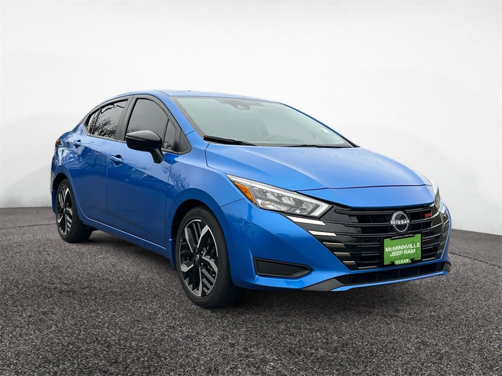 Used 2024 Nissan Versa SR w/ Trunk Package image 7