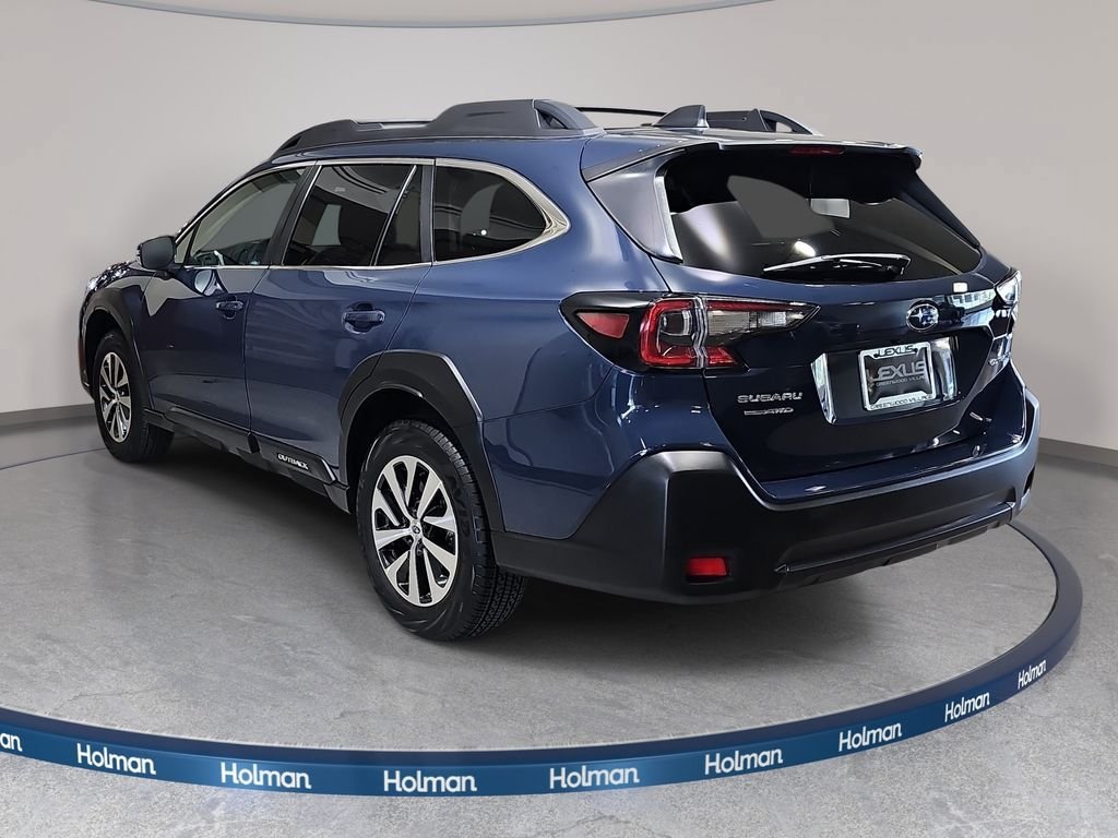 Used 2024 Subaru Outback Premium AWD/4WD image 8