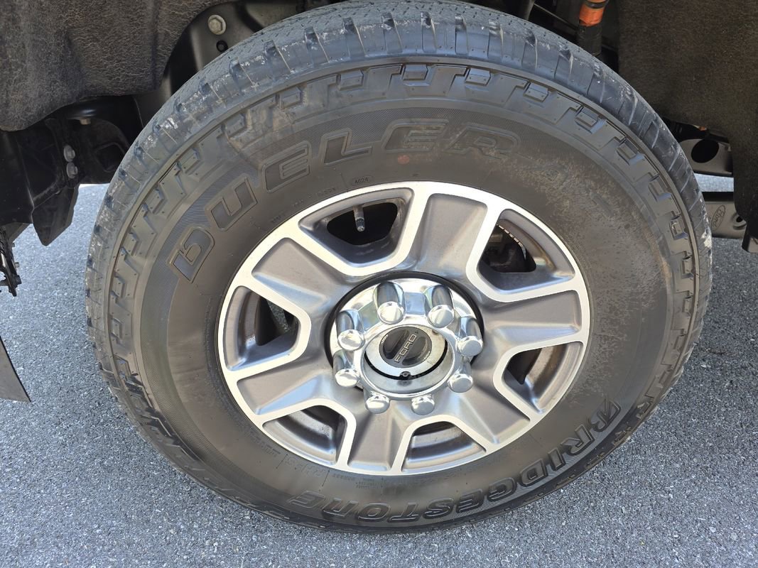 Used 2025 Ford F350 Lariat w/ Camper Package AWD/4WD image 32