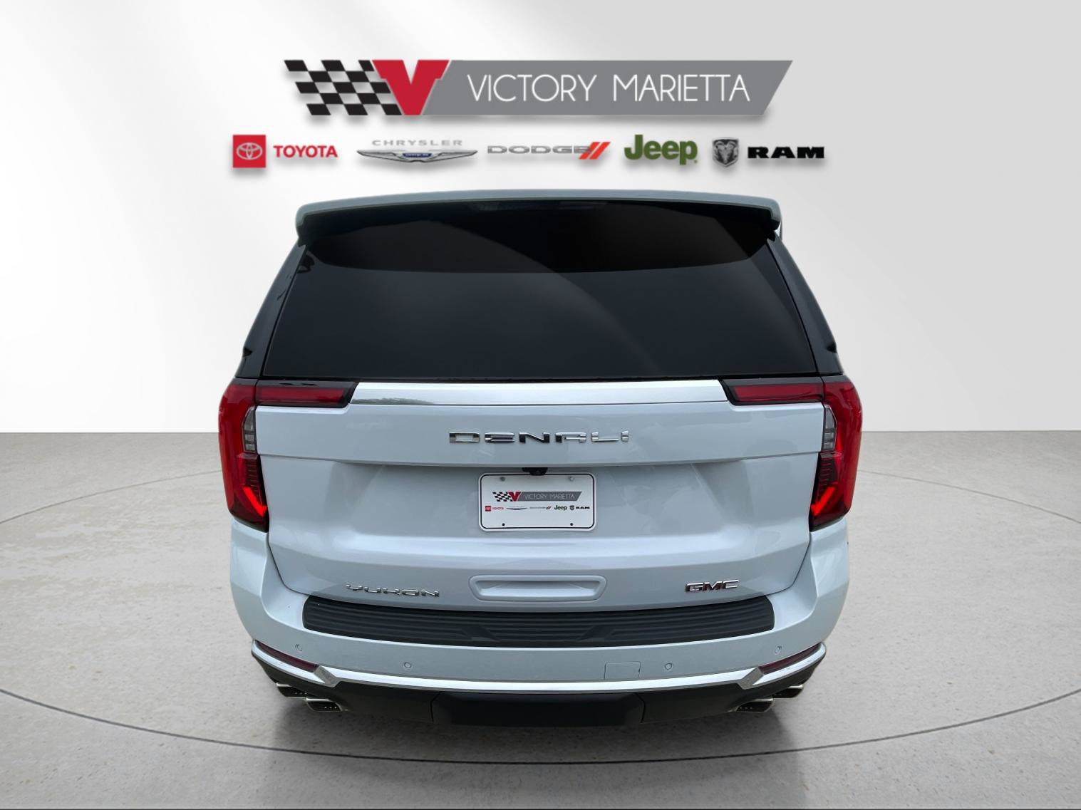 Used 2026 GMC Yukon XL Denali AWD/4WD image 4