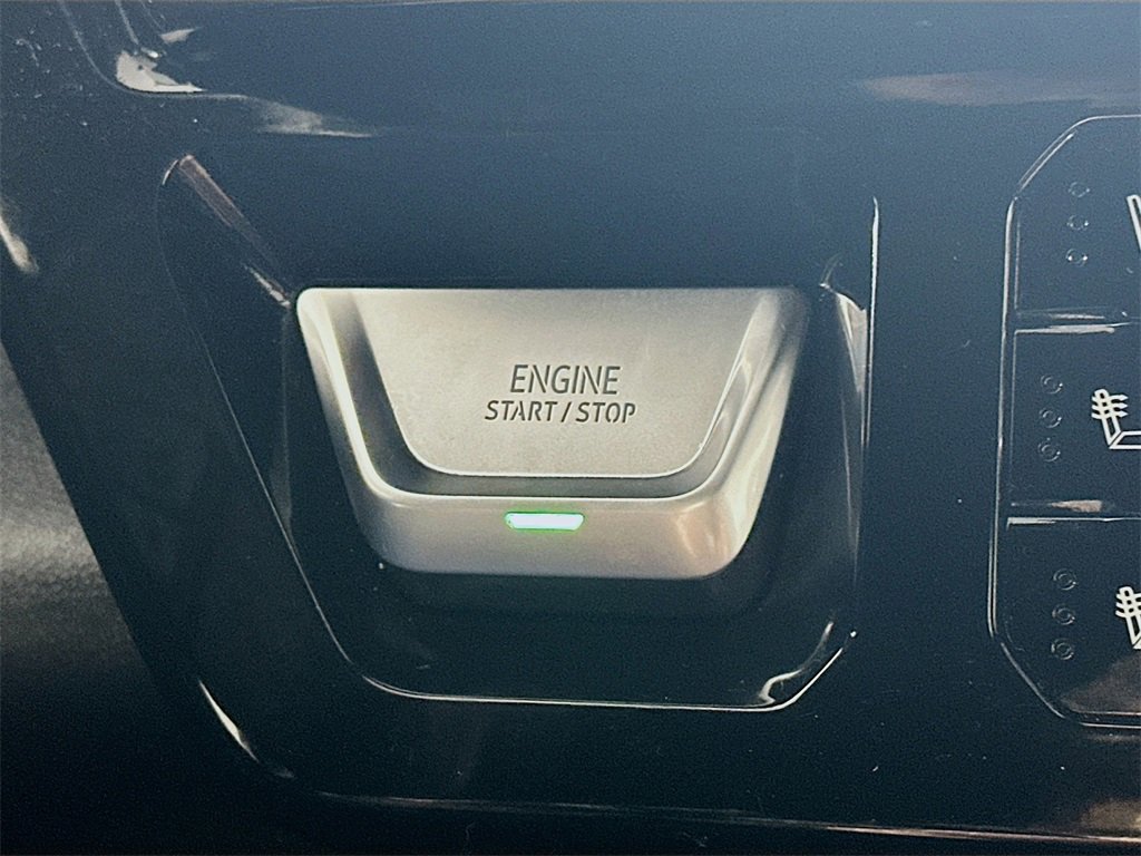 Used 2023 GMC Sierra 1500 AT4 w/ AT4 Premium Package image 27