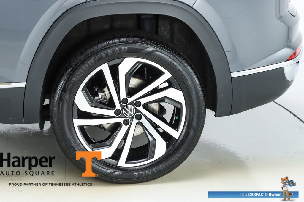Used 2023 Volkswagen Atlas Cross Sport SEL image 6