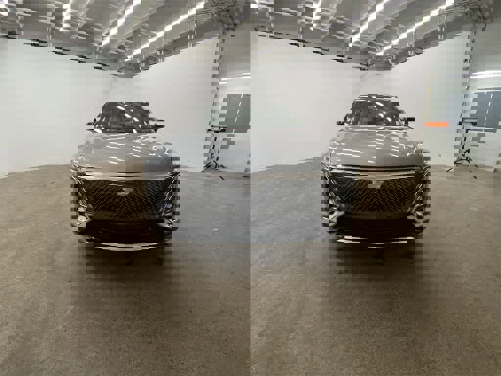 Certified 2025 Cadillac Lyriq Luxury image 9