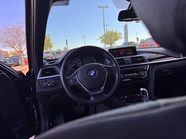 Used 2018 BMW 320i xDrive Sedan image 21