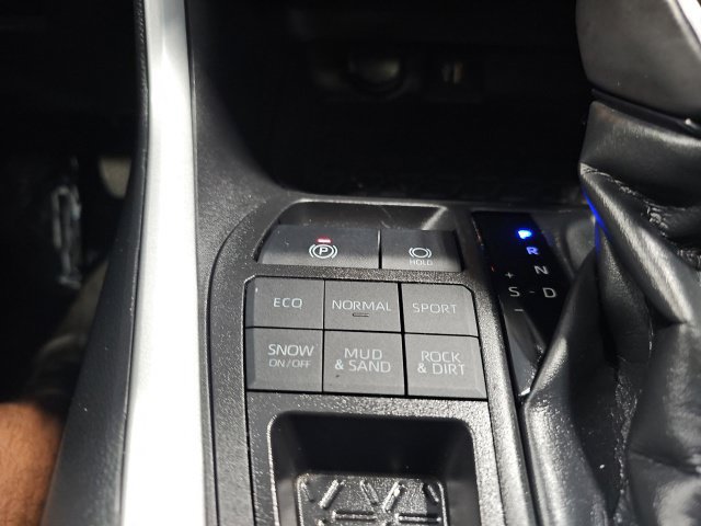 Used 2023 Toyota RAV4 XLE Premium AWD/4WD image 25