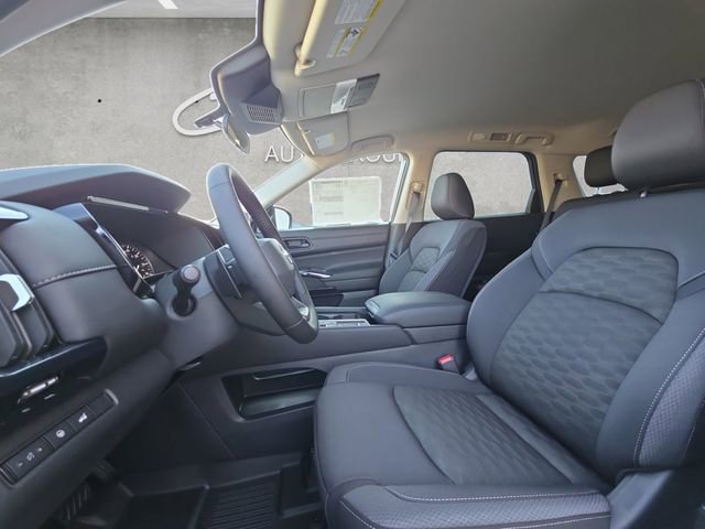 New 2026 Nissan Pathfinder SV FWD image 19