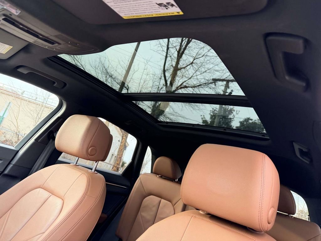 Used 2019 Audi Q3 2.0T Premium Plus w/ Premium Plus Package image 21