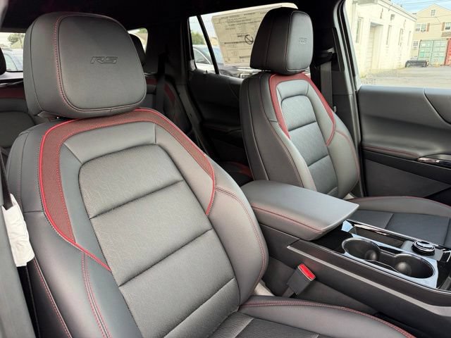 New 2027 Chevrolet Equinox RS w/ LPO, Floor Liner Package FWD image 13