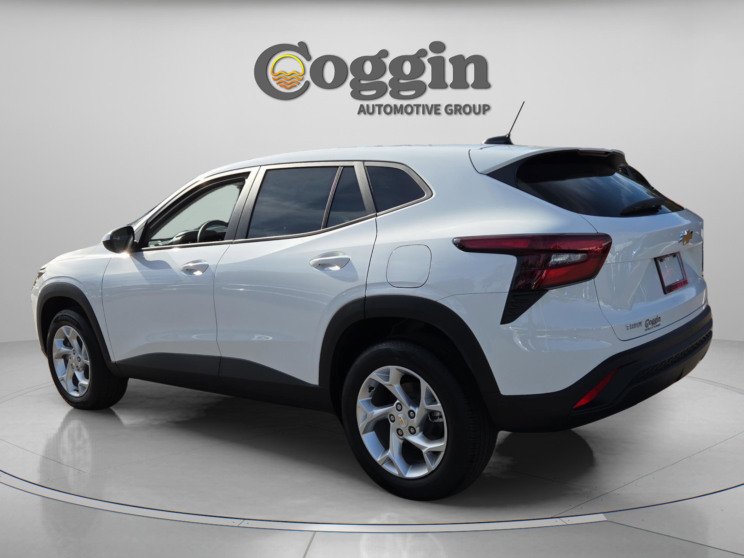 New 2026 Chevrolet Trax LS w/ LS Convenience Package image 4