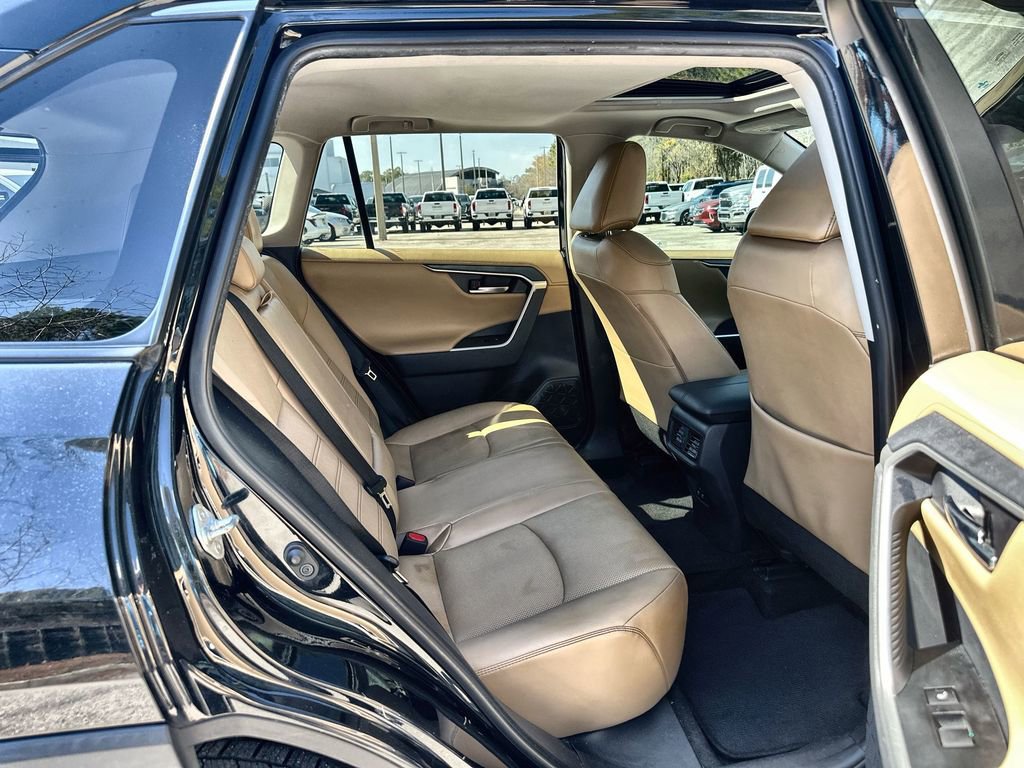 Used 2019 Toyota RAV4 Limited w/ Cold Weather Package image 27