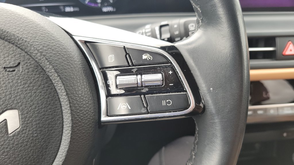Used 2024 Kia Seltos EX FWD image 20