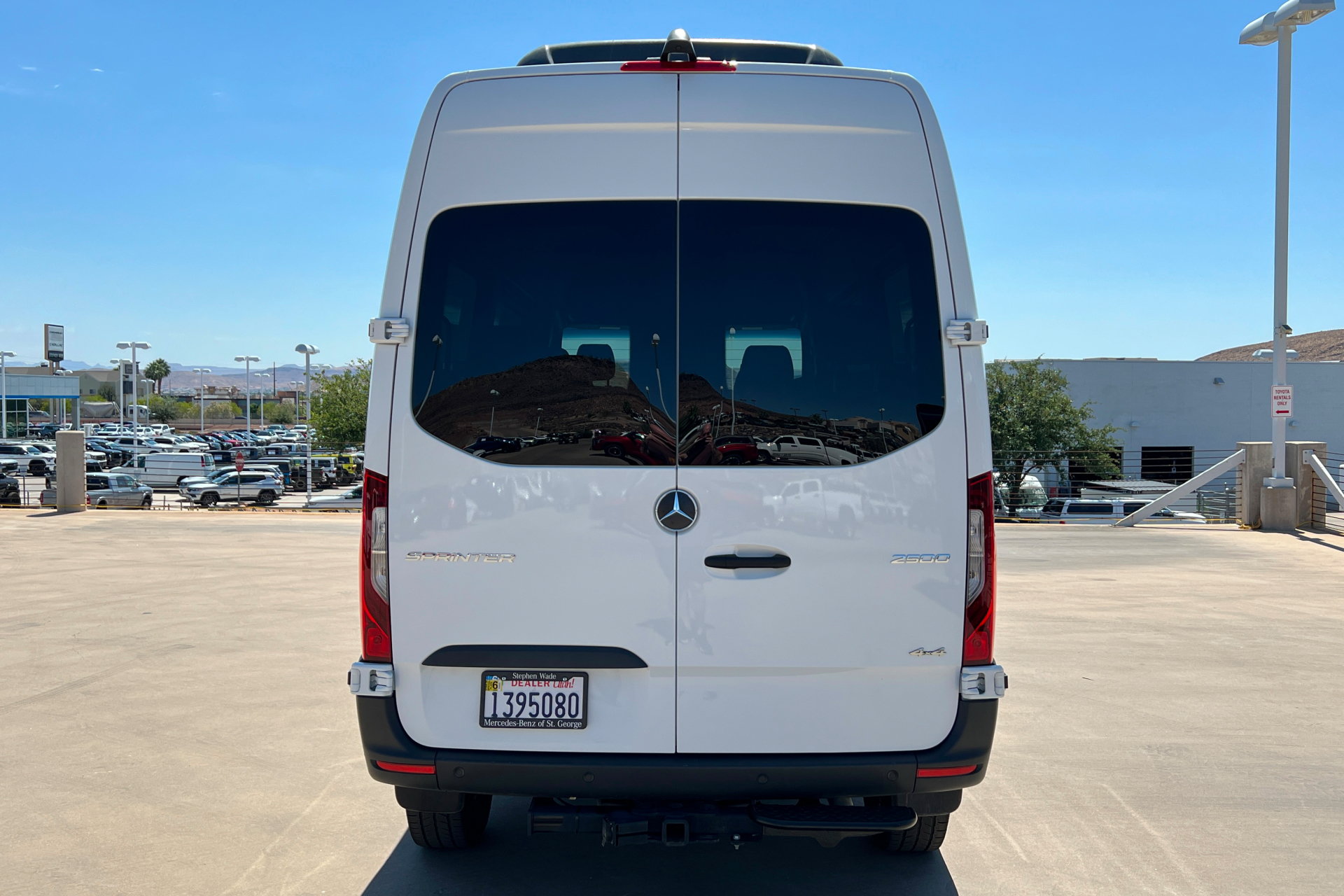 Used 2022 Mercedes-Benz Sprinter 2500 image 4