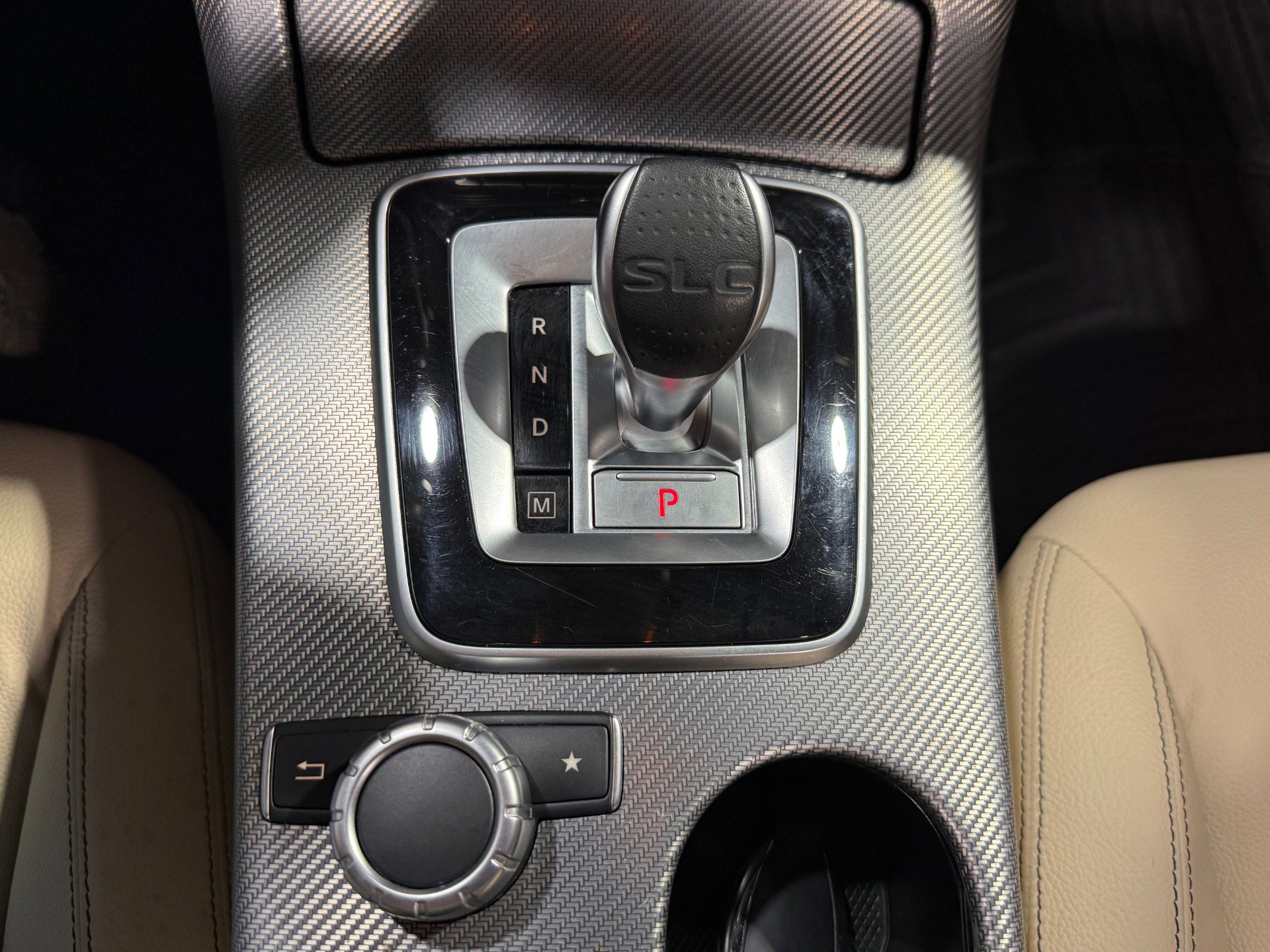 Used 2017 Mercedes-Benz SLC 300 w/ Premium 2 Package image 45