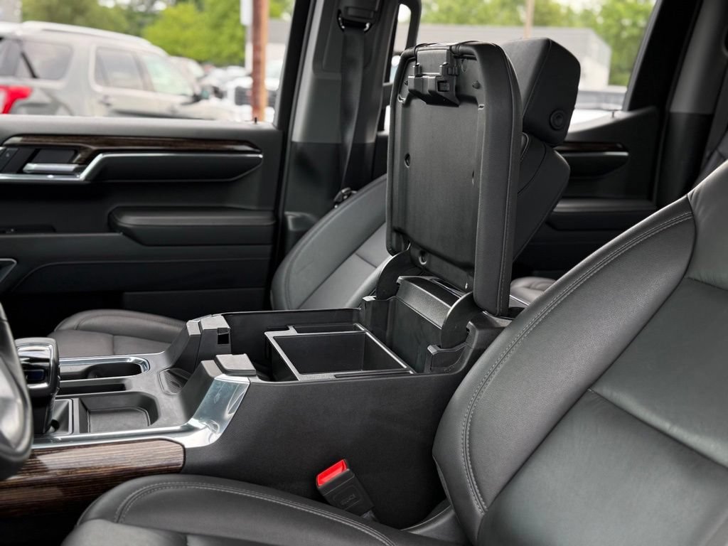 Used 2024 GMC Sierra 1500 Elevation w/ Elevation Premium Package AWD/4WD image 19