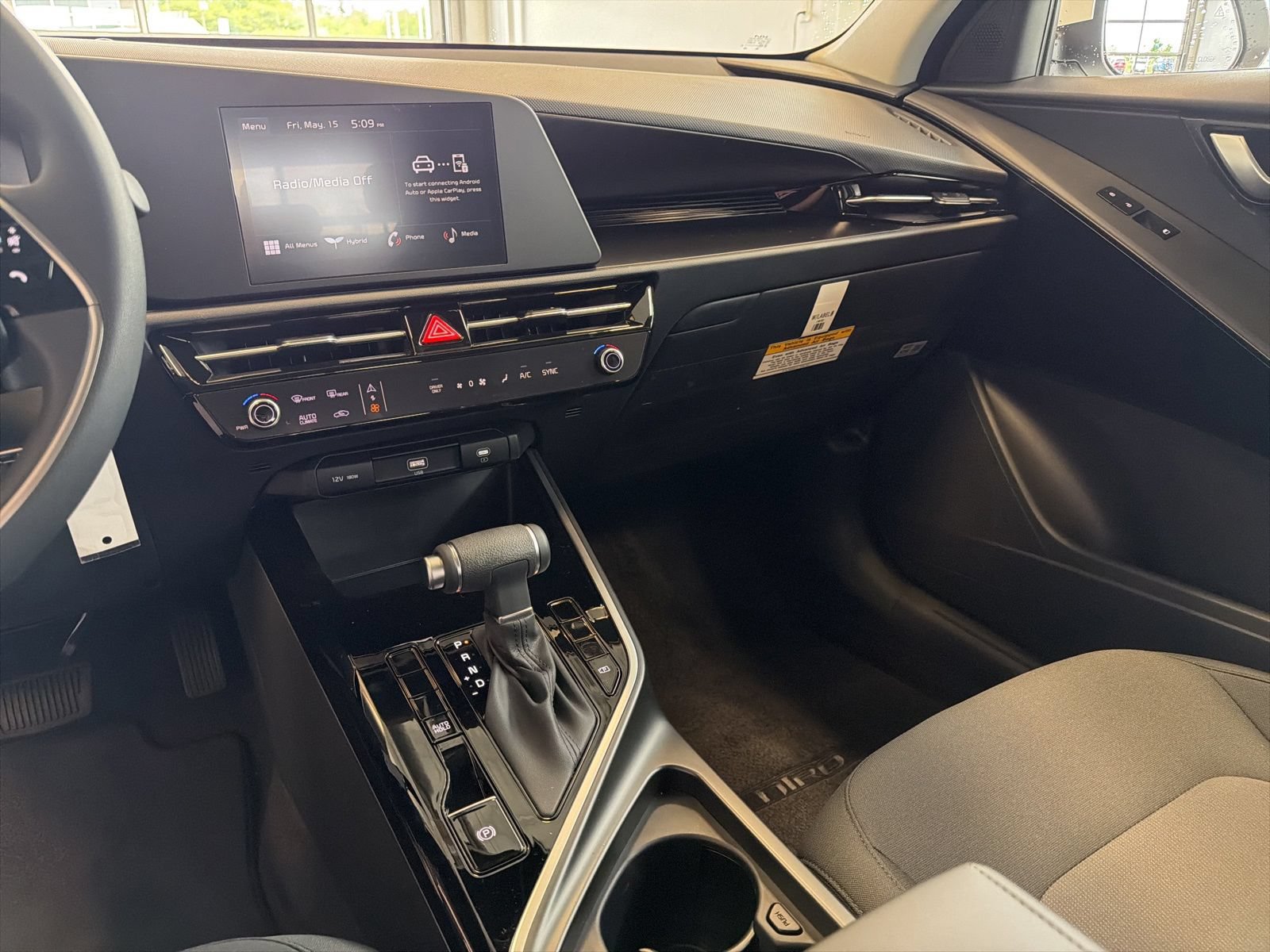 New 2026 Kia Niro LX FWD image 18
