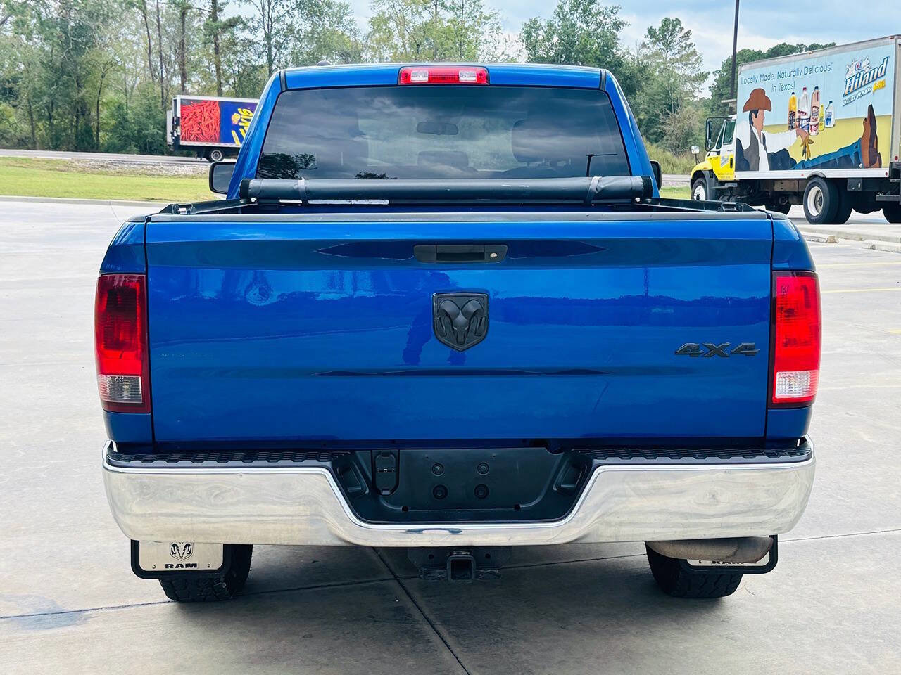 Used 2015 RAM 1500 ST w/ SXT Appearance Group image 12