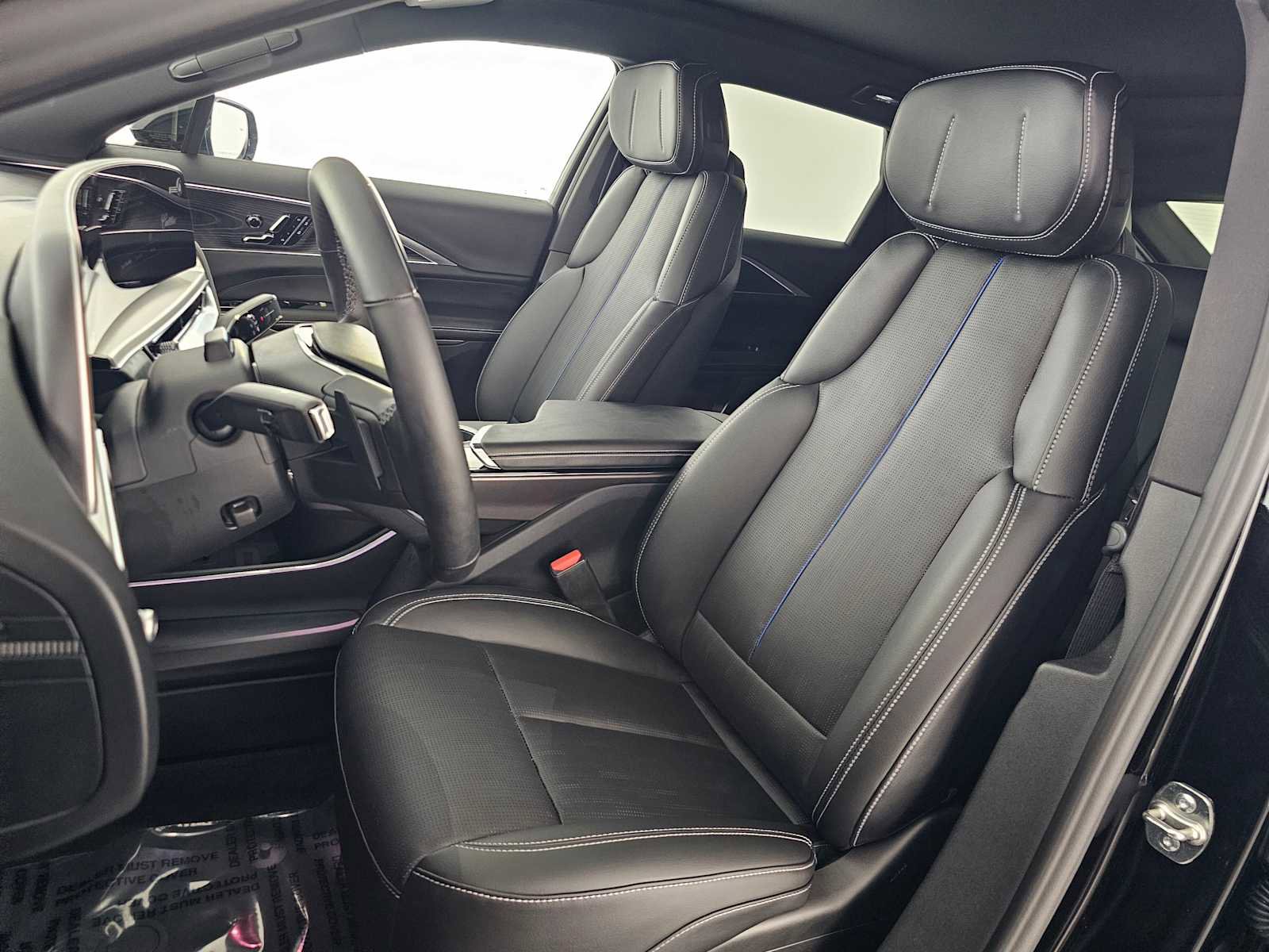 New 2026 Cadillac Lyriq Sport image 21