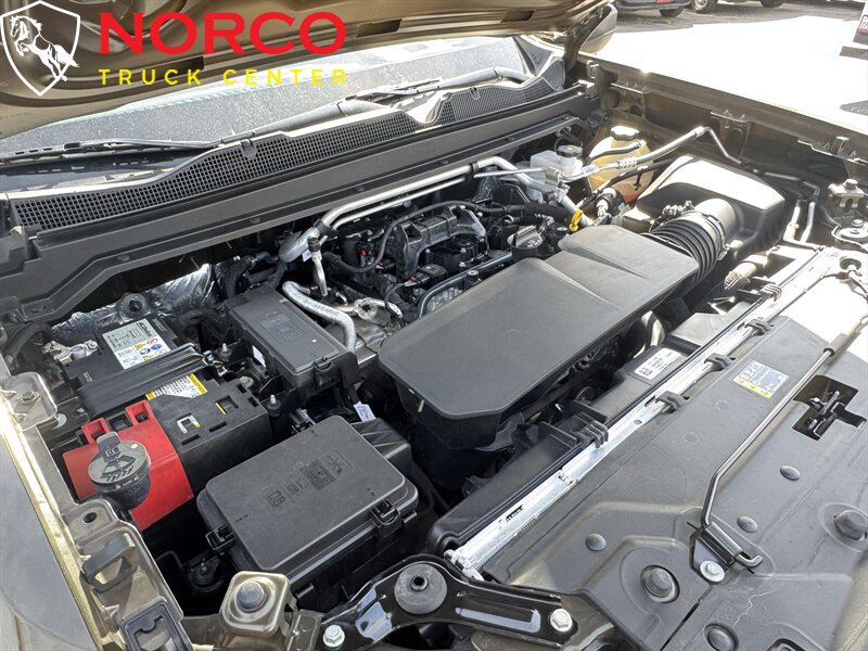 Used 2023 Chevrolet Colorado W/T RWD image 24